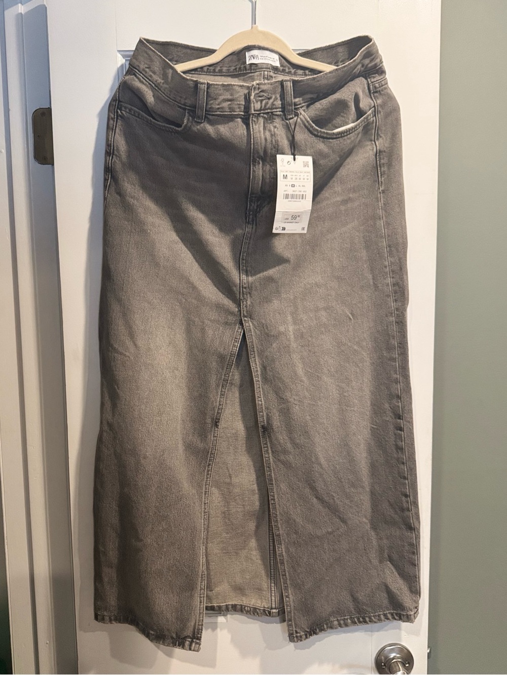 Zara NWT Y2K Grey Washed Denim Skirt women’s size medium